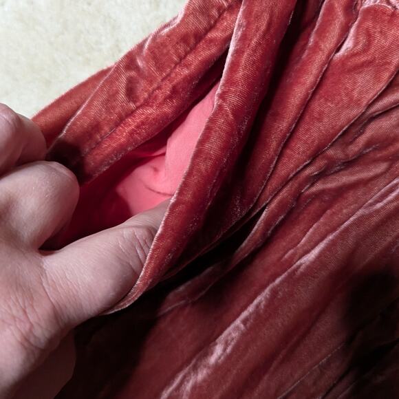 Trovata Birds of Paradis Great Pink Crushed Velvet Ruffle Trim Jumpsuit M - Picture 3 of 6